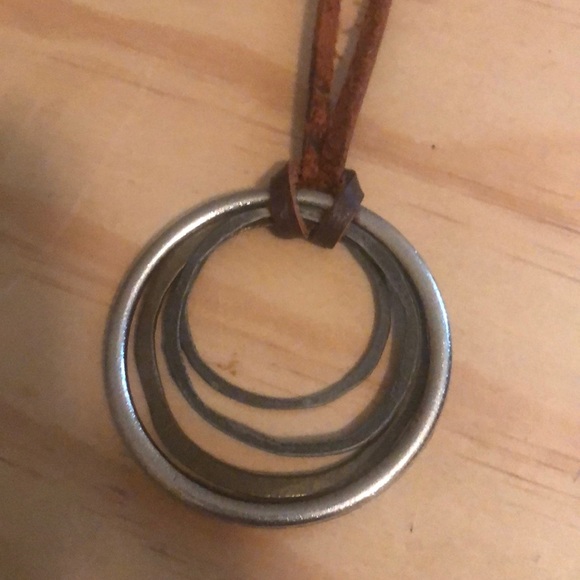 Necklace - Picture 2 of 3